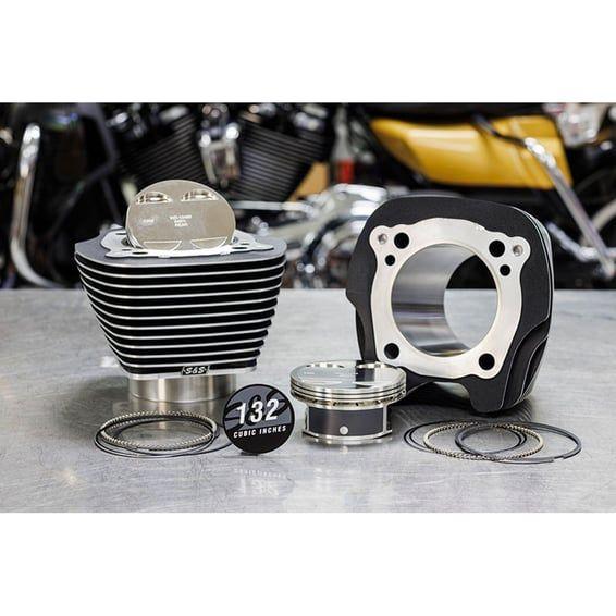 132" big bore kit. Black cylinders / highlighted fins