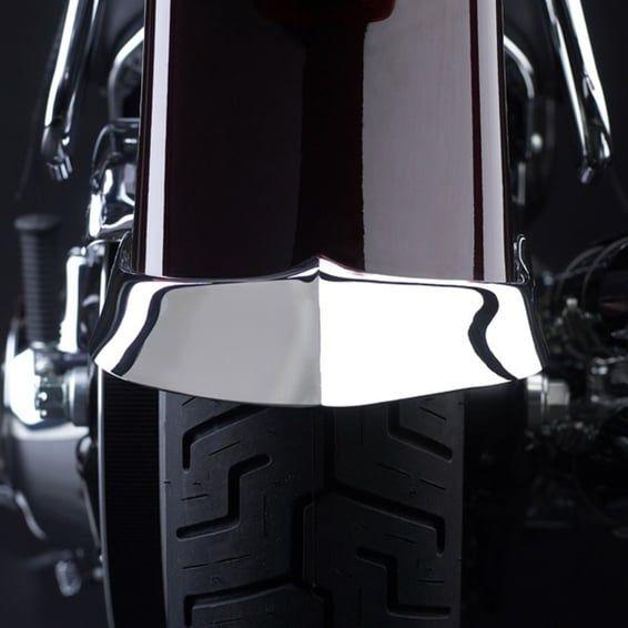 cast rear fender tip. Chrome
