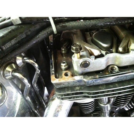 Rocker Locker kit. Twin Cam