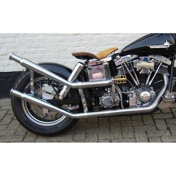 Upswept head pipes. S-pipe - around oil tank