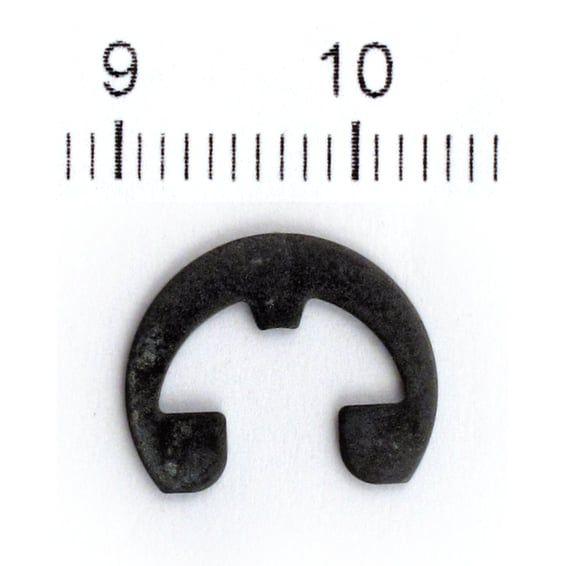 Retaining ring, brake hand lever pivot pin