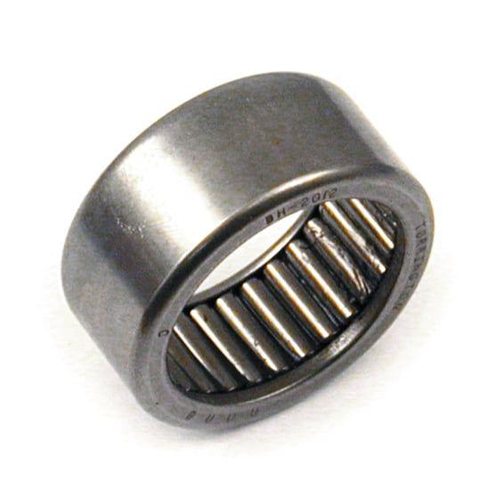 Needle bearing, crankcase