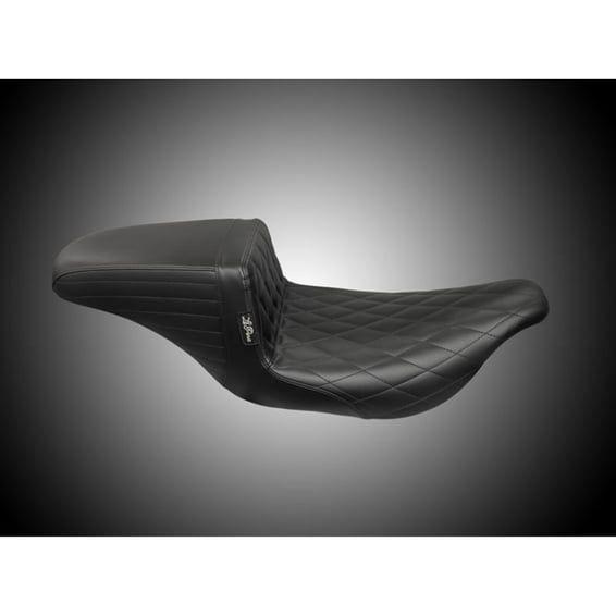 KickFlip solo seat. Diamond stitch
