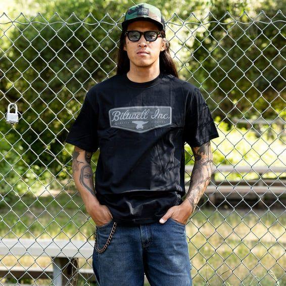 Grey shield t-shirt black