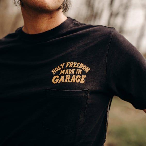 Yeti t-shirt black